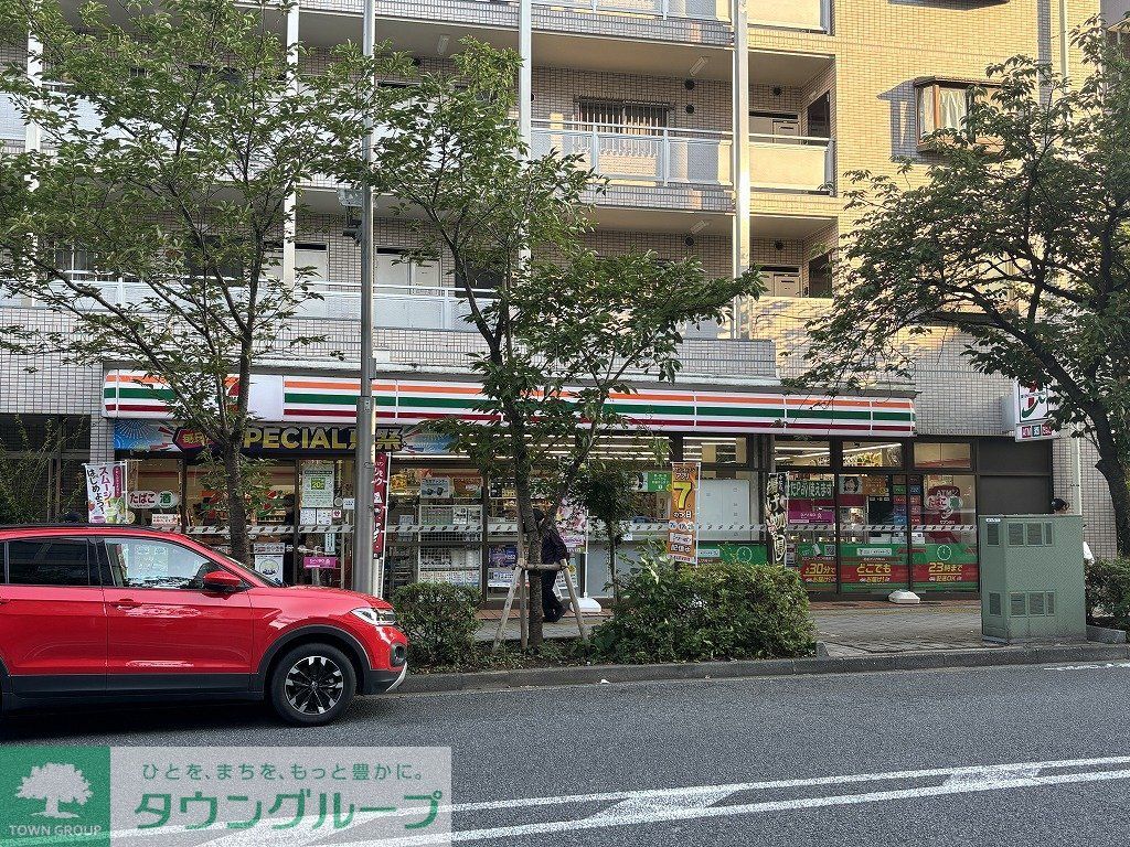 コンビニ　セブン-イレブン 世田谷桜新町１丁目店（コンビニ）まで330m