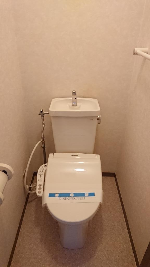 トイレ　同型タイプ写真