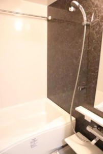 バス・シャワールーム　バス※別部屋参考写真
