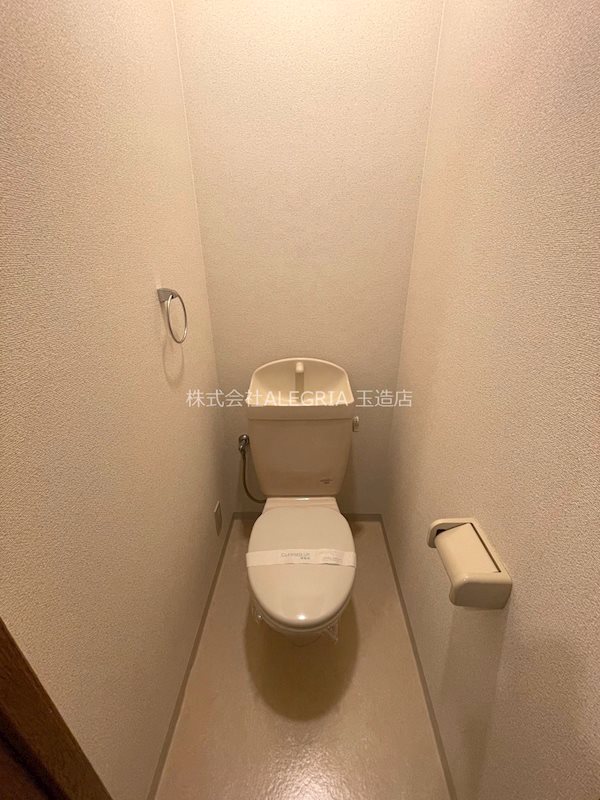 近鉄奈良線 布施駅 徒歩10分 2階建 築22年のトイレ写真