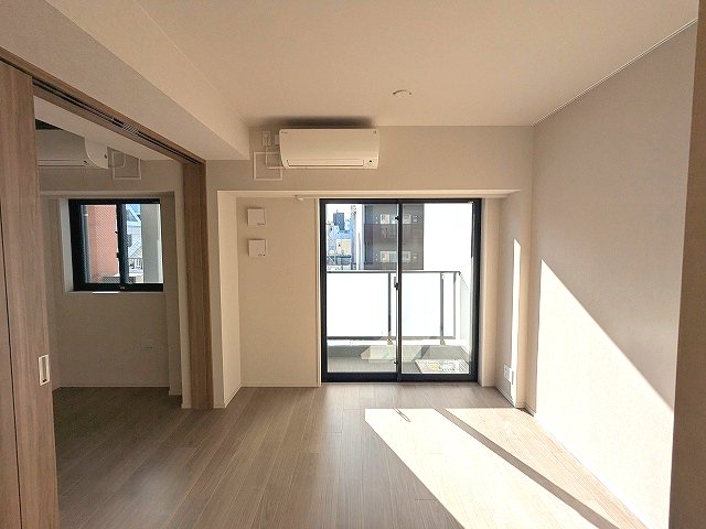 FRENCIA御徒町の内装写真