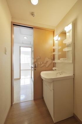 洗面設備　※他号室の写真になります。雰囲気のご参考にどうぞ♪