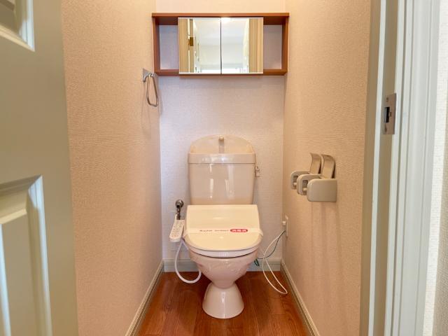 トイレ　シャワー付トイレ