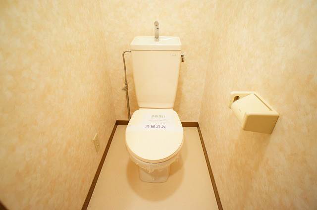 トイレ　別部屋写真