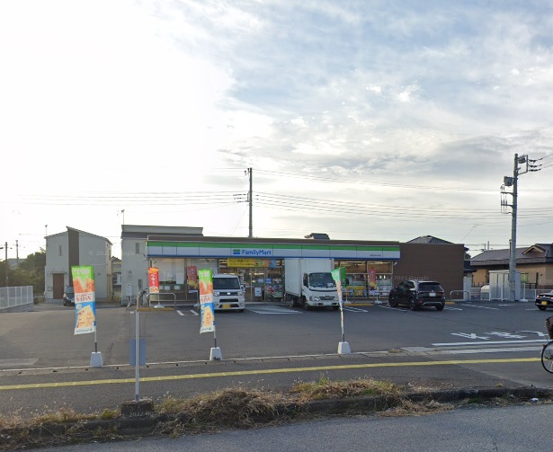 コンビニ　ファミリーマート 市原五井中央店（コンビニ）まで538m