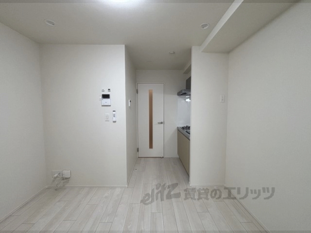 ハーモニーテラス深草越後屋敷町の居間写真