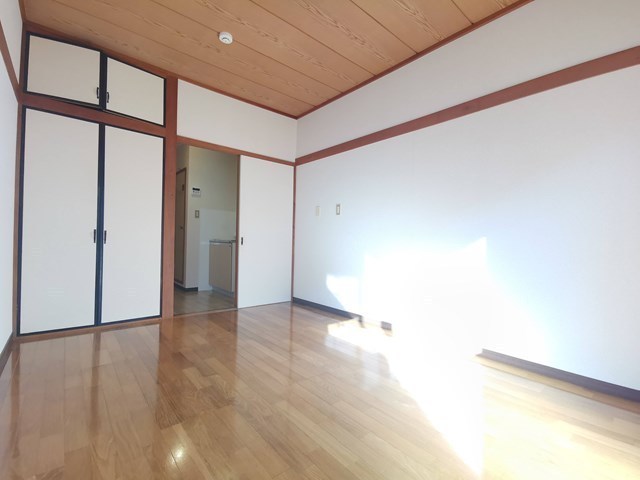 コーポ山文Iの内装写真