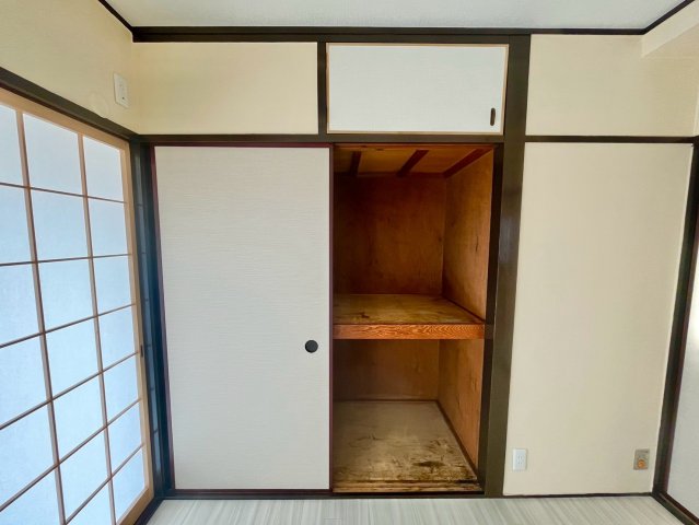 マンション新川の内装写真