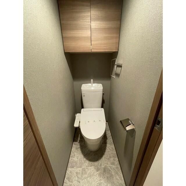 ＪＲ山手線 目白駅 徒歩7分 4階建 築3年のトイレ写真