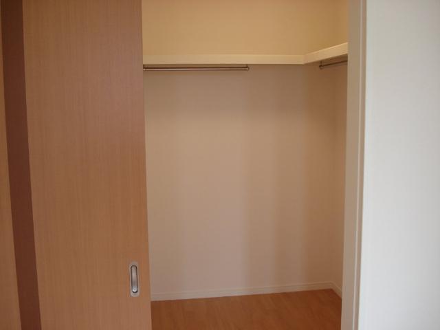 収納　ウォークインクローゼット