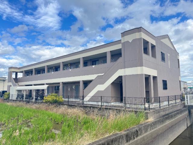 建物外観　外観写真（昼）