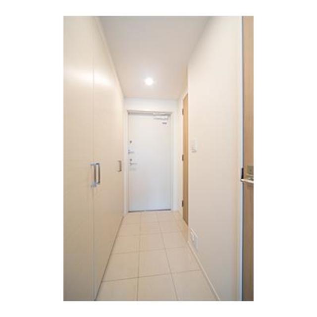 玄関　※写真は同タイプ住戸です。
