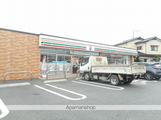 コンビニ　セブン－イレブン熊本出仲間７丁目店（コンビニ）まで718m
