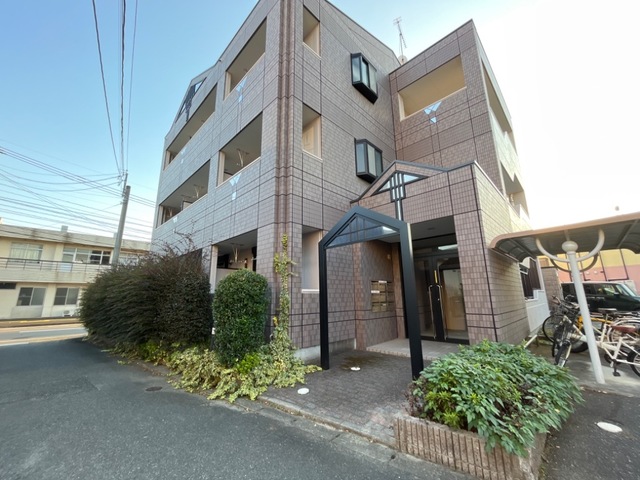 エントランス　清潔なエントランスです★