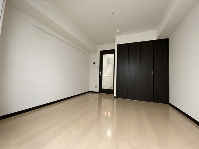 居室・リビング　シックなお部屋がオシャレです。