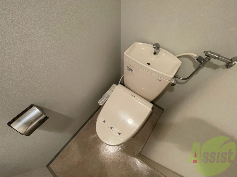 地下鉄東西線 琴似駅 徒歩11分 4階建 築13年のトイレ写真