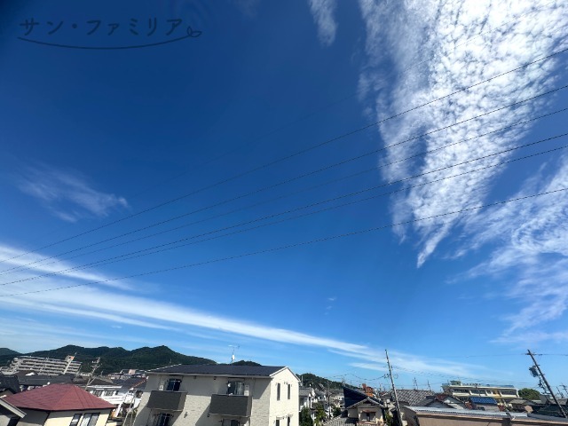眺望　クリーニング前の写真となります。