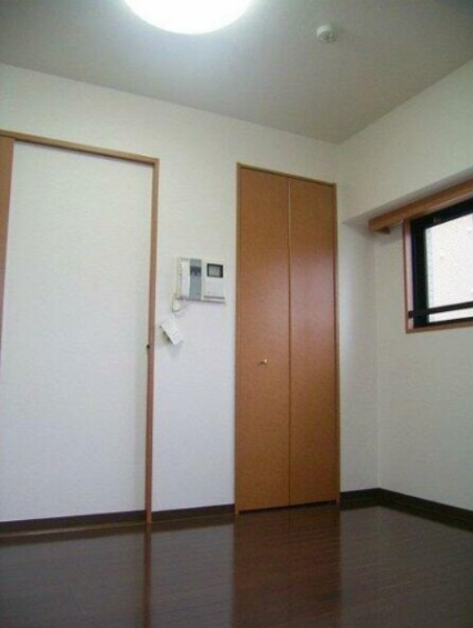 居室・リビング　※別部屋参考写真