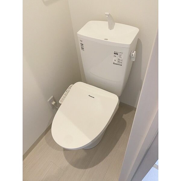 LUCY HOUSEIIのトイレ写真