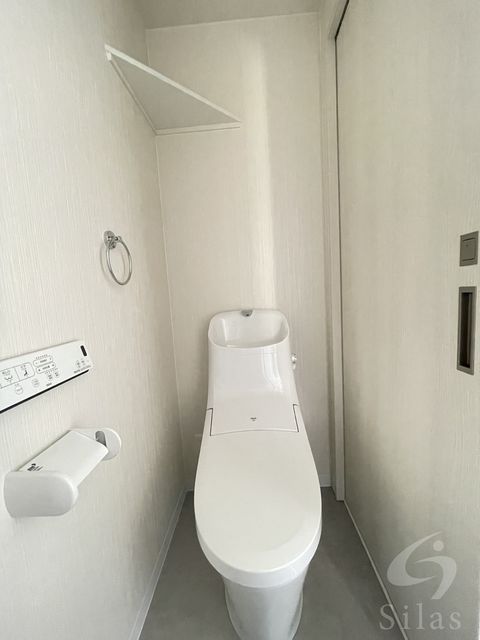 ＪＲ東海道本線 塚本駅 徒歩9分 3階建 築5年のトイレ写真