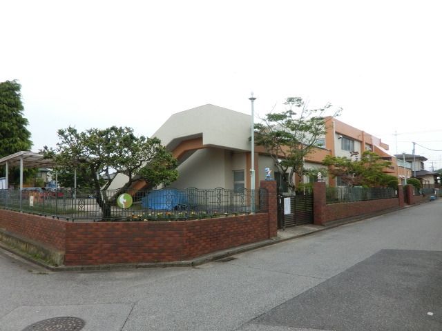 幼稚園・保育園　わかくさ保育園（幼稚園・保育園）まで690m