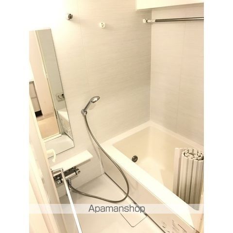 コンフォリア東池袋EASTの風呂写真