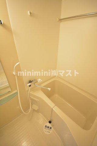 地下鉄千日前線 阿波座駅 徒歩3分 10階建 築13年の風呂写真