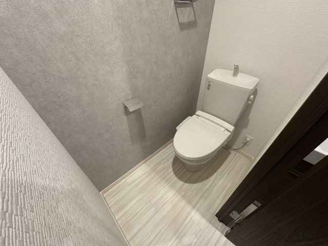 REGALEST府中町本町のトイレ写真