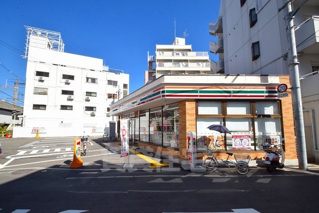 コンビニ　セブンイレブン　東大阪渋川町店（コンビニ）まで631m