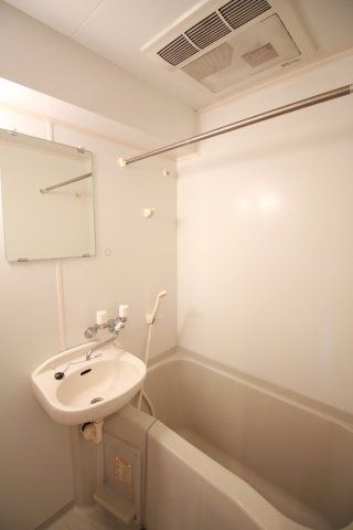 バス・シャワールーム　（別タイプ参考写真）シンシア千駄木　文京区千駄木3