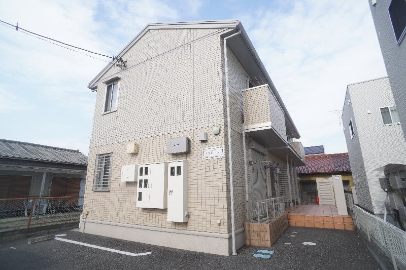 プラシード IIの外観写真
