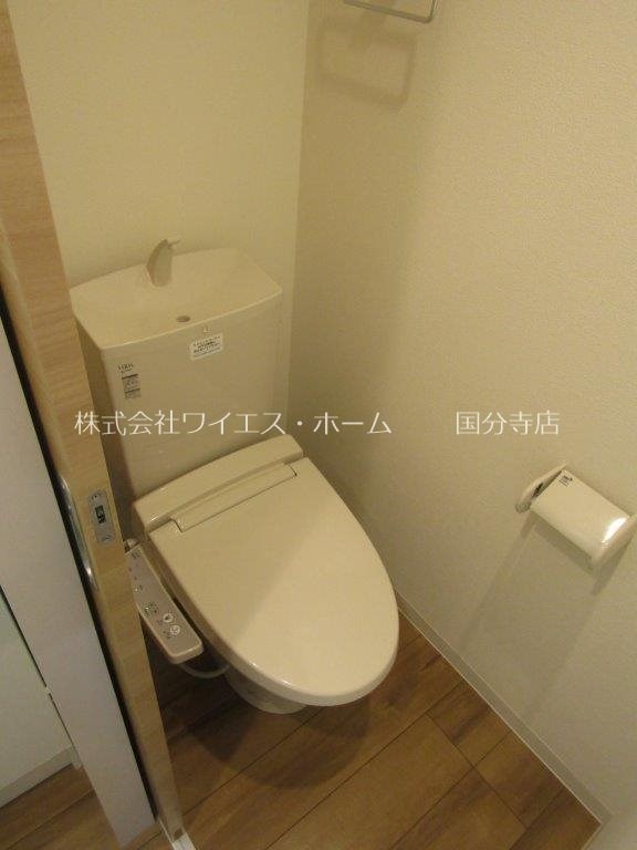 ＪＲ中央線 国立駅 徒歩14分 2階建 築10年のトイレ写真