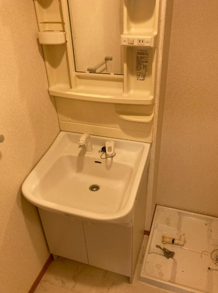 ＪＲ山手線 日暮里駅 徒歩8分 5階建 築17年の内装写真