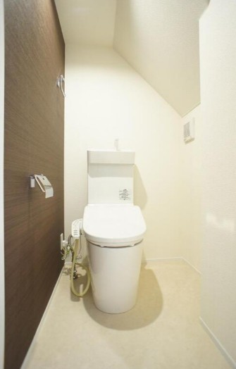 東武東上線 ときわ台駅 徒歩14分 3階建 築12年のトイレ写真