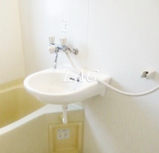 洗面設備　洗面台です。