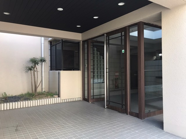 ロビー　エントランス内です。