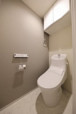 グローリオシェルト神宮前のトイレ写真