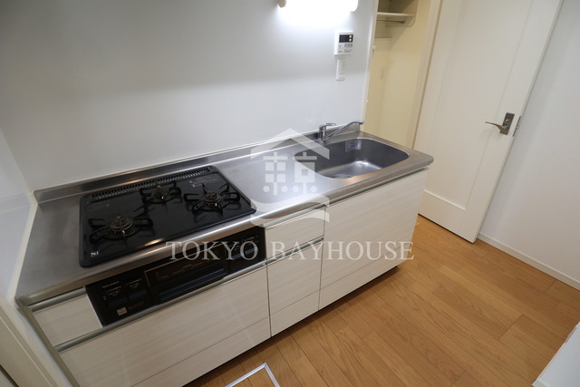 キッチン　※別部屋参考写真
