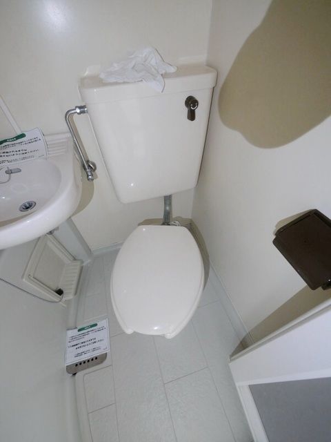 トイレ　★お部屋探しは株式会社タウンハウジング東京まで★