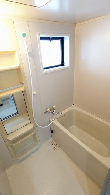 バス・シャワールーム　※写真は同タイプの部屋のものです。必ず現地ご確認下さい。