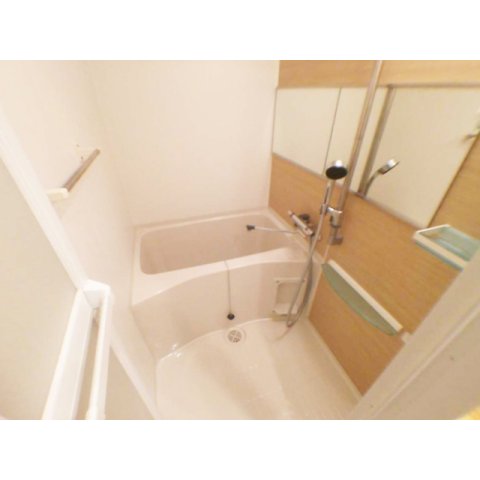 バス・シャワールーム　日々の暮らしに欠かせないお風呂です