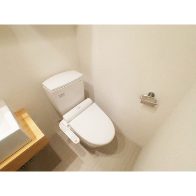 トイレ　コンパクトで使いやすいトイレです