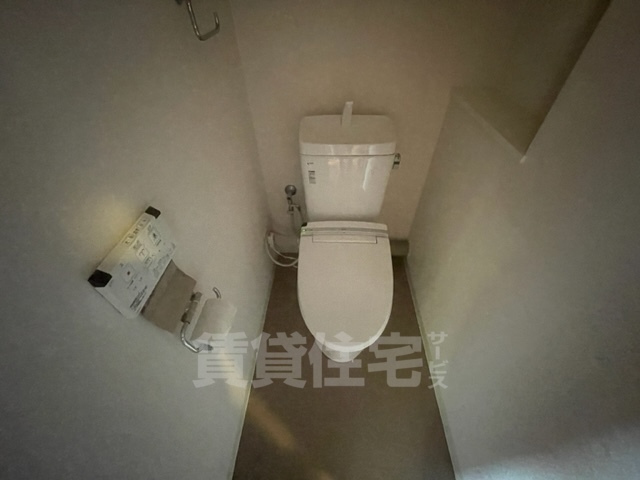 阪急宝塚線 庄内駅 徒歩5分 7階建 築15年のトイレ写真