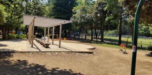公園　城北公園のベンチ（公園）まで923m