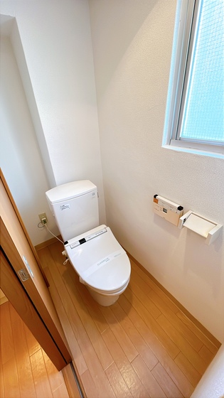 トイレ　他号室のお写真です