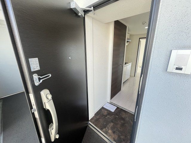 玄関　収納もある玄関です