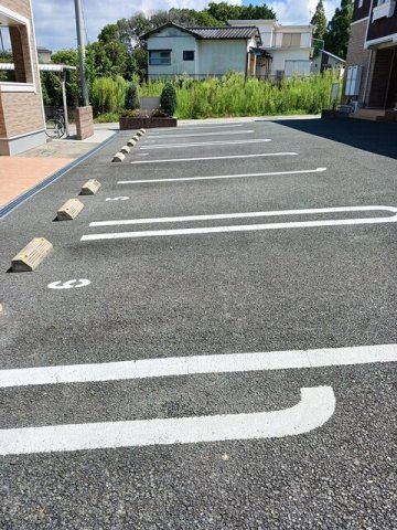 駐車場　駐車スペースもあります
