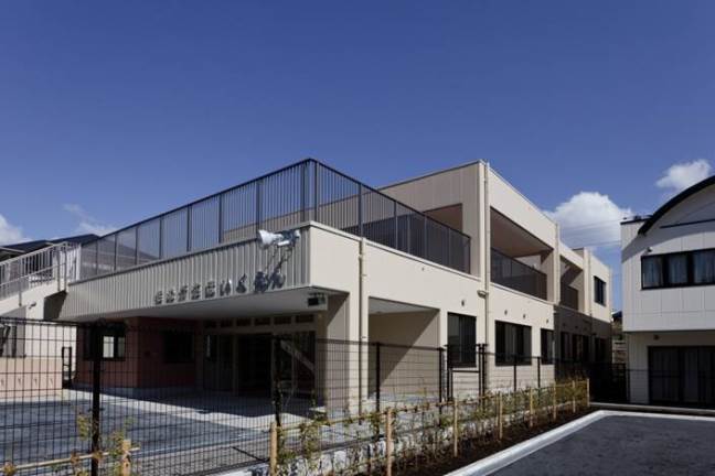 幼稚園・保育園　衣笠保育園（幼稚園・保育園）まで281m