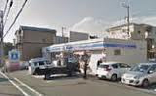 コンビニ　ローソン横浜大岡3丁目店（コンビニ）まで296m