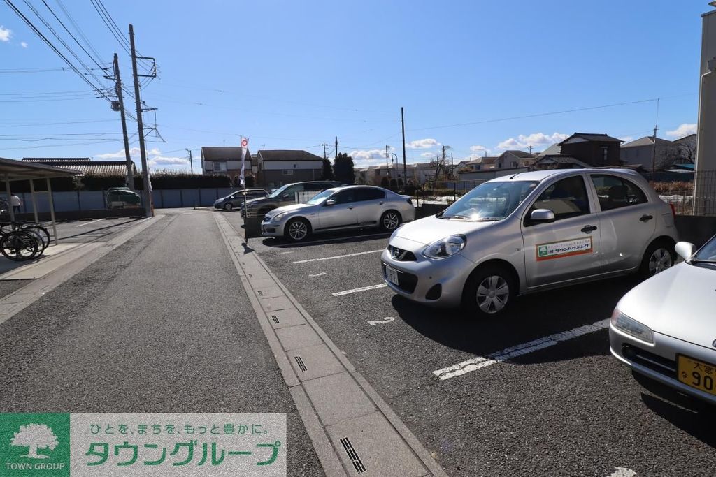 駐車場　駐車場